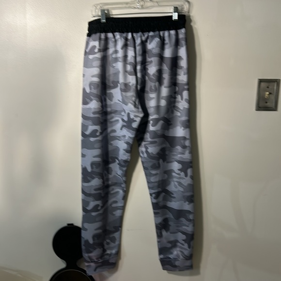 2 (X)IST Jogger Pants - Picture 4 of 11